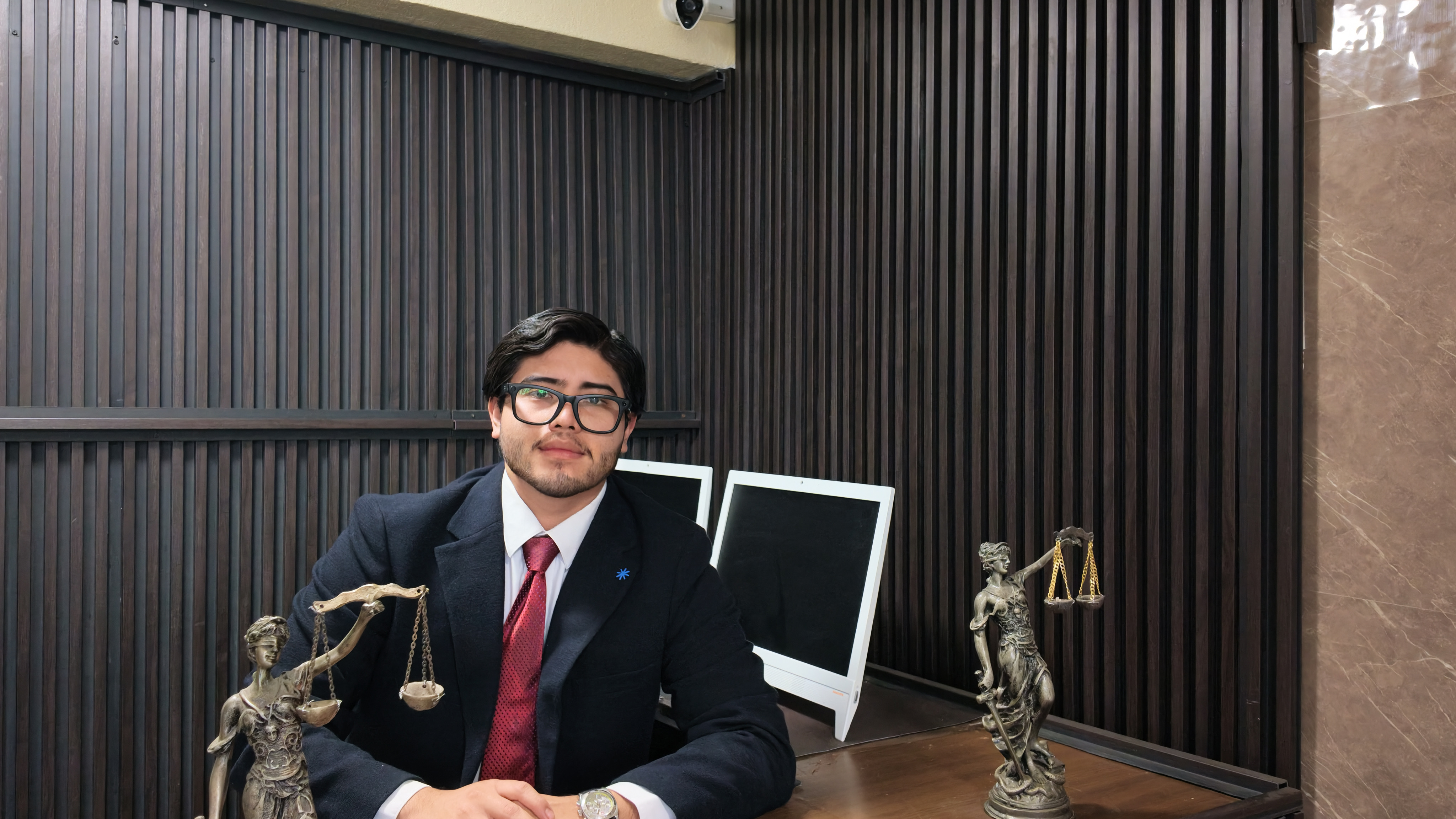 E. en D. Emiliano Altamirano Lara — Director Jurídico Fiscal